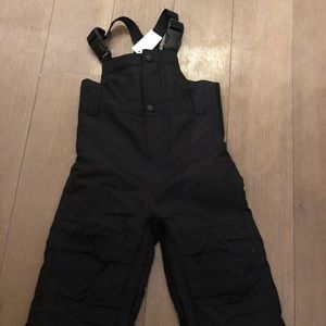 Baby Gap size 12-18 month snowsuit with tags on!